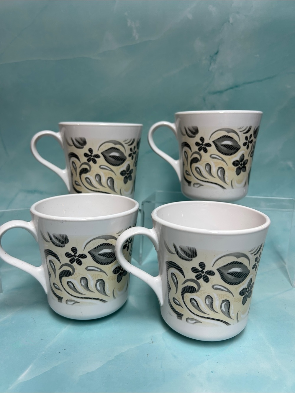 Charlotte" de CorningWare / Corelle Coordinates. Set of 4 coffee mug